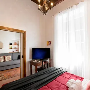  Apartamento Giglio House - Campo De' Fiori Italia